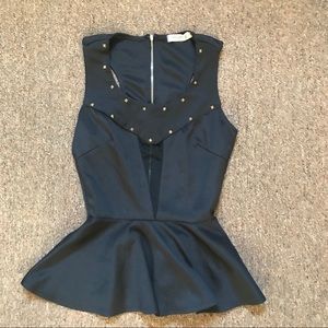 Fun & sexy Arden B top